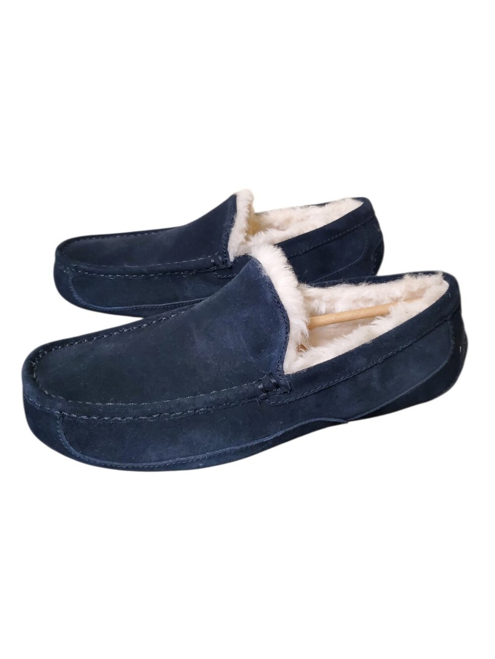 UGG Ascot Black Full Grain Suede Upcycled Wool Lining Slippers New Men's 9 - Picture 3 of 9